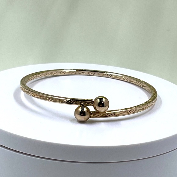 Rose Gold Plated Vintage Etched Cuff Bangle Bracelet - Picture 5 of 5